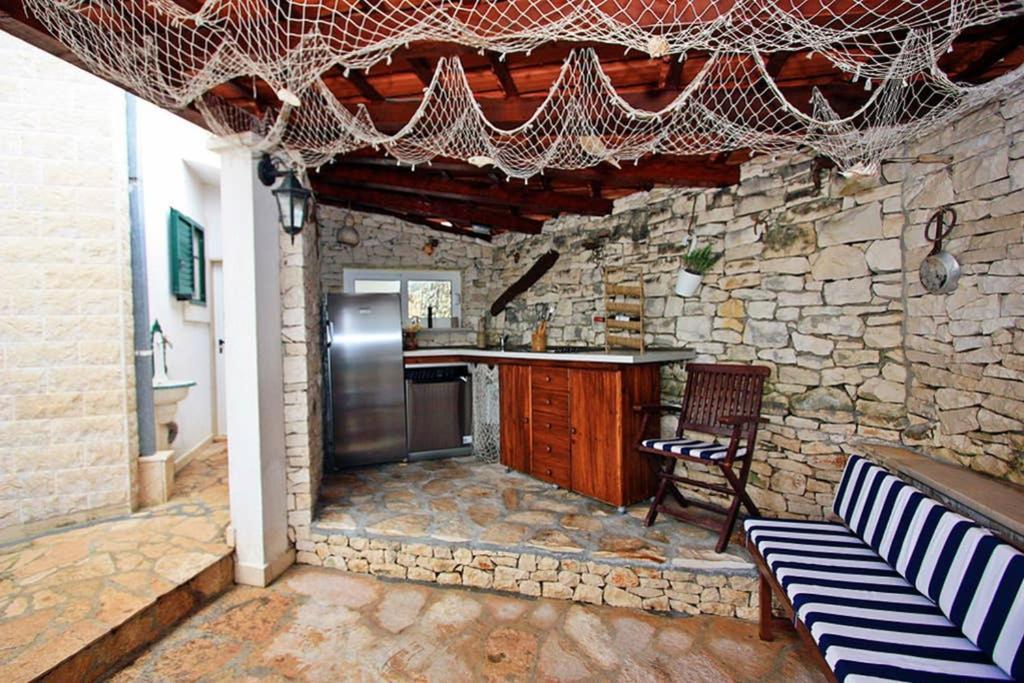 Charming Villa Nika With The Pool スペタル エクステリア 写真